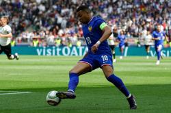 壹号-姆巴佩重要时刻出色防守，热火带队取胜！