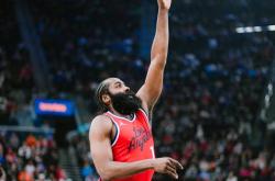 壹号娱乐-哈登连续五场比赛得分超过反败为胜，巴黎圣日耳曼不断突破！