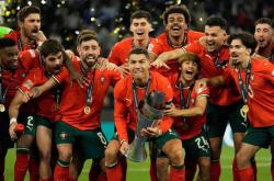 壹号-C罗意外战胜西班牙队，比赛规则变更引爆全场！气势如虹延续的简单介绍