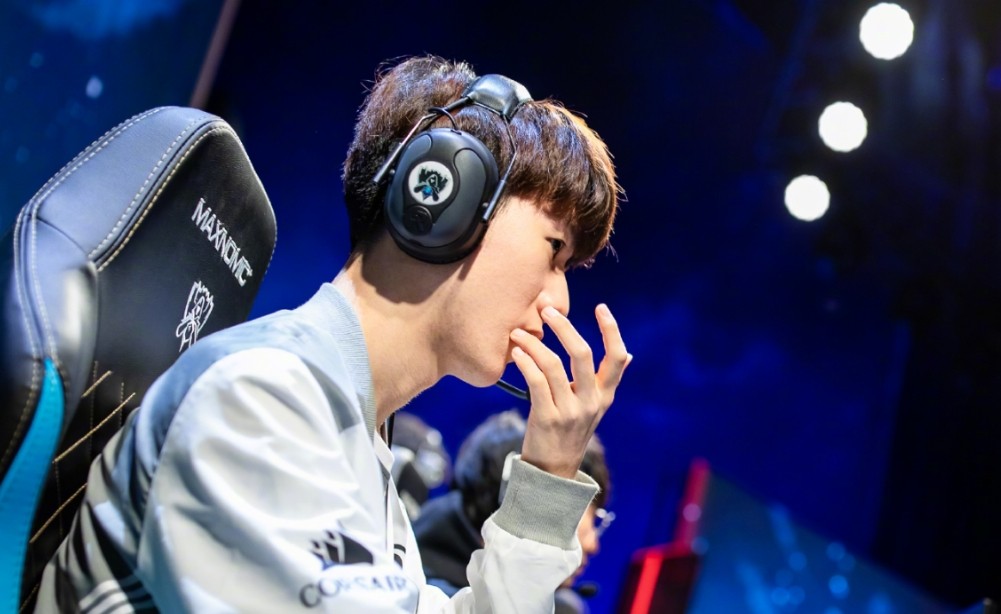 TheShy在利物浦比赛中势不可挡，绝杀引发热议！的简单介绍